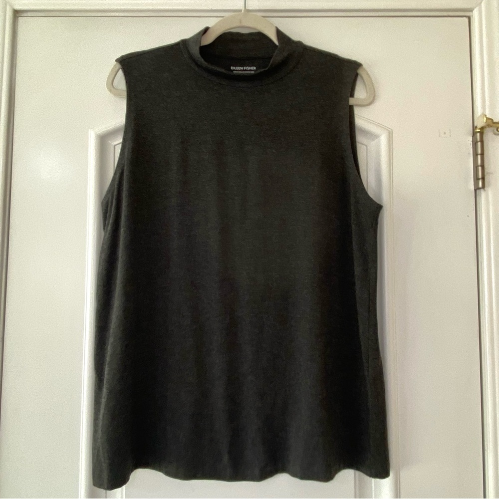 EILEEN FISHER MOCK TURTLE NECK TOP SIZE MEDIUM